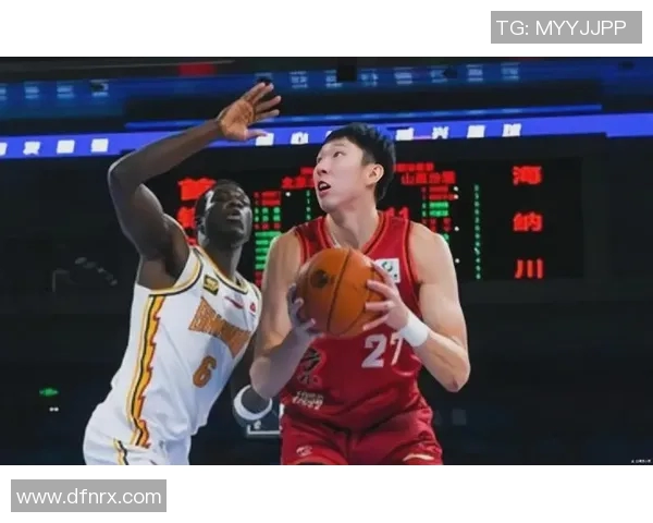 周琦在国际赛场的崛起与挑战：从篮球新星到中国队核心的成长之路